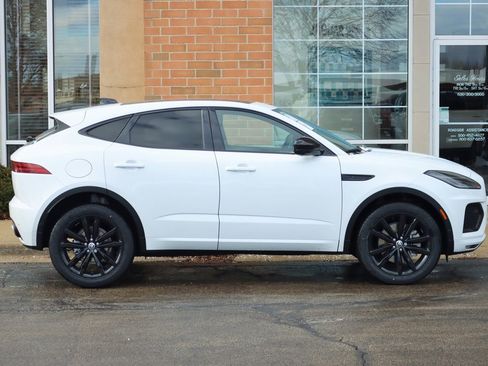 Certified 2024 Jaguar E-PACE R-Dynamic SE image 8