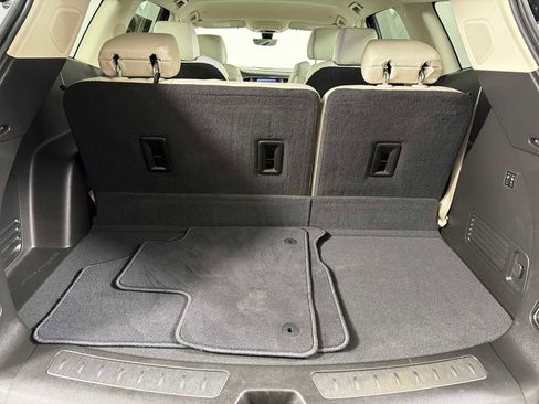 Used 2024 Buick Enclave Premium w/ Sport Touring Edition image 17