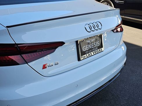 Used 2018 Audi RS 5 w/ Dynamic Package image 12