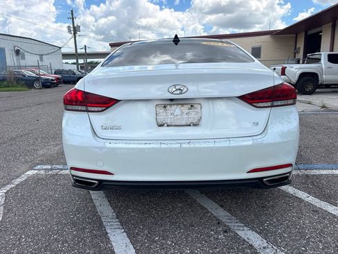 Used 2015 Hyundai Genesis 3.8 w/ Option Group 02 RWD image 4