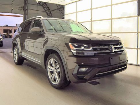 Used 2019 Volkswagen Atlas SE AWD/4WD image 4