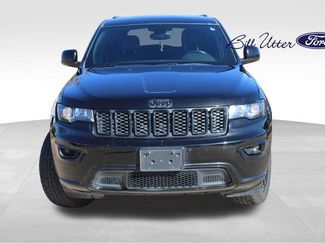 Used 2018 Jeep Grand Cherokee Altitude video 2