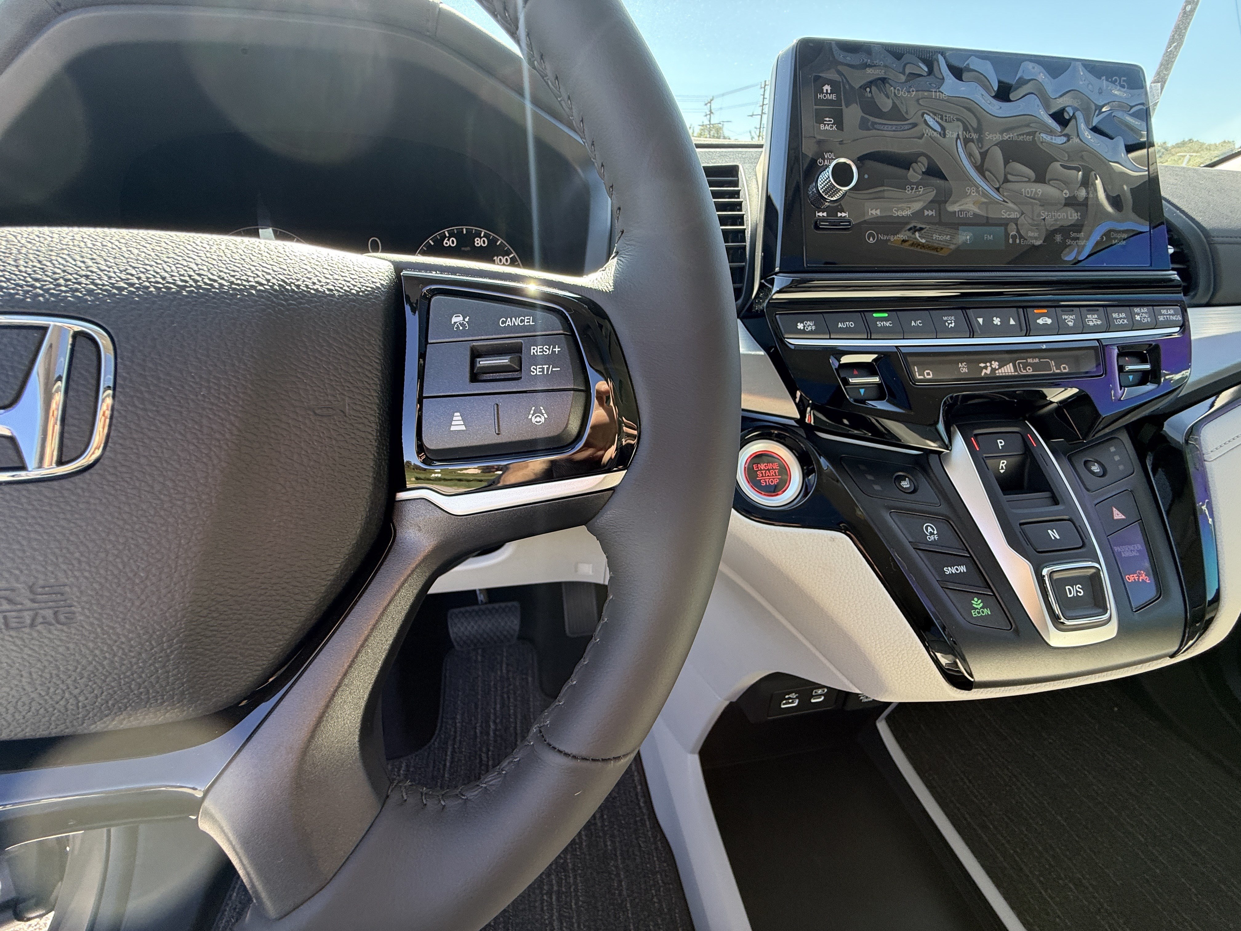 New 2027 Honda Odyssey Touring image 20