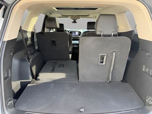 Used 2022 GMC Acadia Denali w/ Denali Ultimate Package image 28