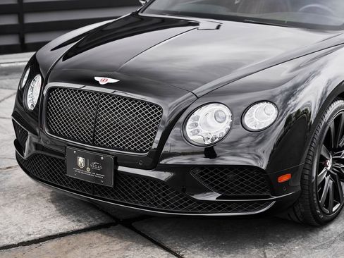 Used 2016 Bentley Continental GT image 6
