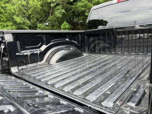 Used 2022 RAM 1500 Big Horn AWD/4WD image 6