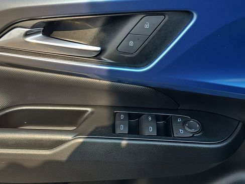 Used 2024 Chevrolet Equinox EV LT image 22