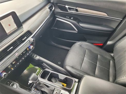 Used 2022 Kia Telluride EX w/ EX Premium Package image 13