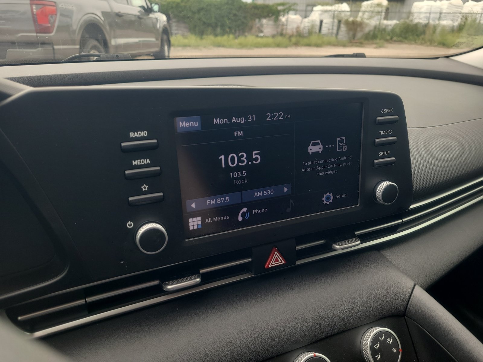 Used 2022 Hyundai Elantra SE FWD image 27