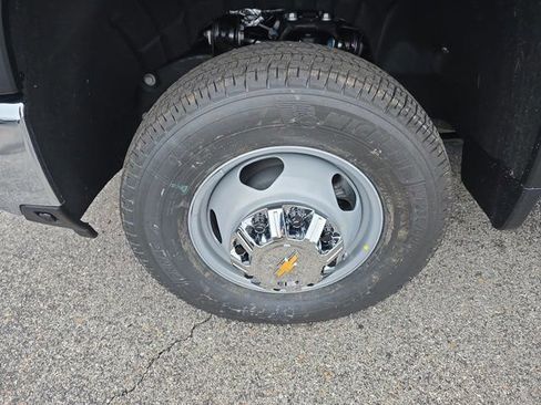 New 2026 Chevrolet Silverado 3500 W/T w/ WT Convenience Package AWD/4WD image 11