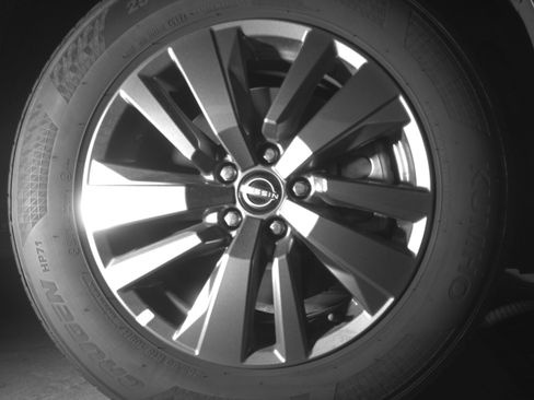 Used 2025 Nissan Pathfinder SV FWD image 13