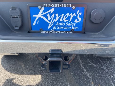 Used 2022 Chevrolet Silverado 1500 LT AWD/4WD image 26