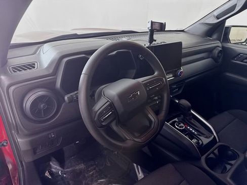 Used 2024 Chevrolet Colorado Trail Boss w/ Technology Package image 9