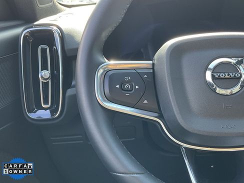 Used 2023 Volvo XC40 Recharge Plus image 39