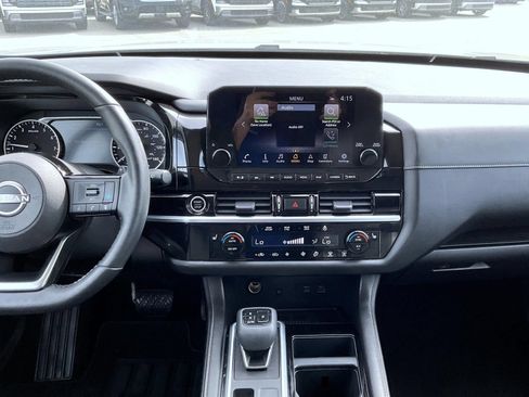 Used 2023 Nissan Pathfinder SL AWD/4WD image 13