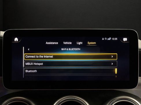 Used 2020 Mercedes-Benz GLC 300 4MATIC Coupe image 32