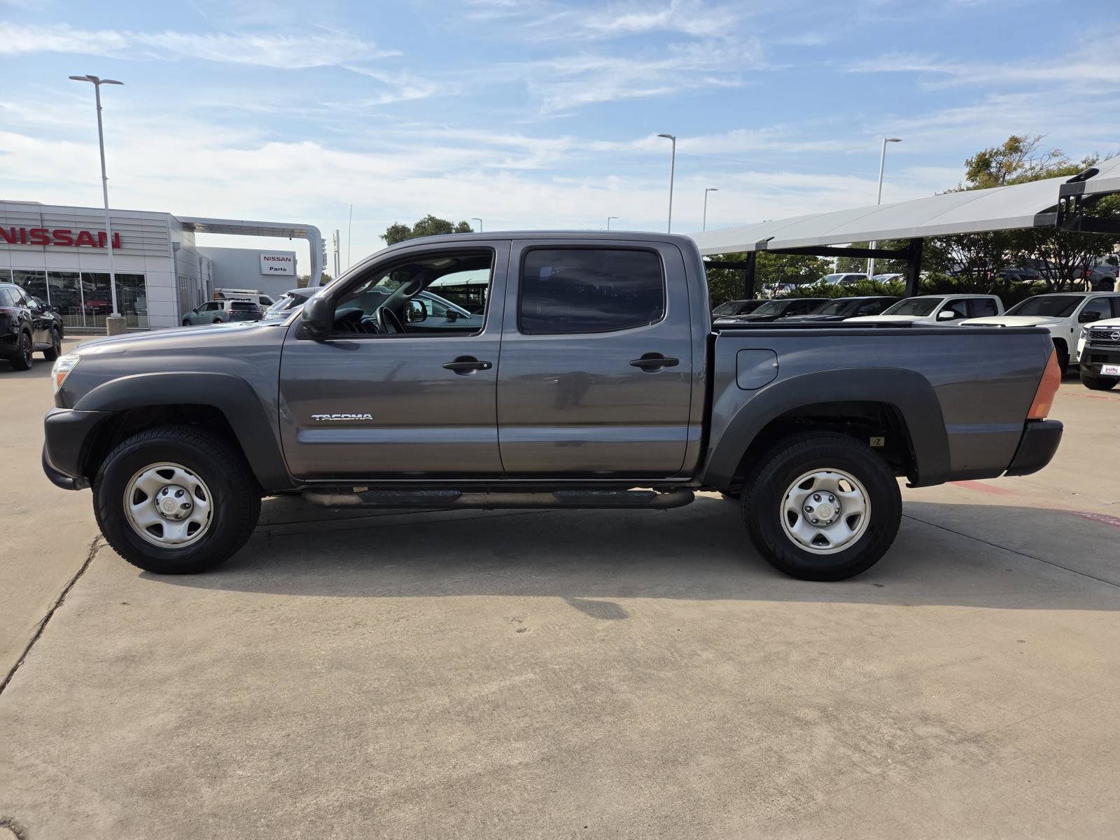 Used 2015 Toyota Tacoma PreRunner RWD image 8