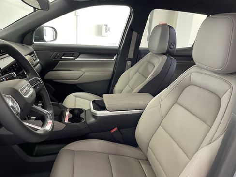 New 2026 GMC Terrain Elevation w/ Elevation Premium Package image 15