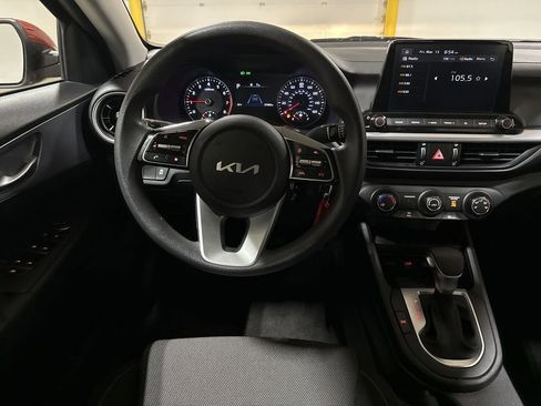 Used 2022 Kia Forte LXS image 11