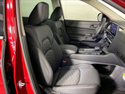 New 2026 Nissan Pathfinder SV AWD/4WD image 35