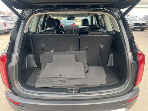Certified 2022 Kia Telluride EX w/ EX Premium Package image 12