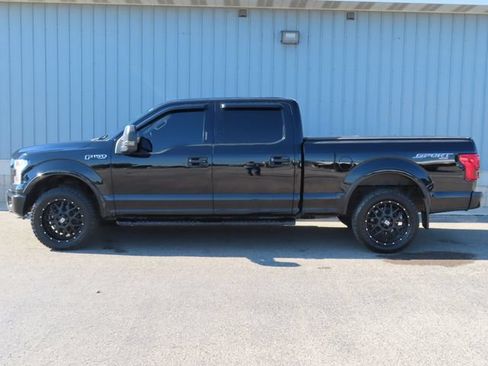 Used 2017 Ford F150 Lariat w/ Equipment Group 502A Luxury AWD/4WD image 8