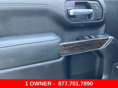 Used 2022 GMC Sierra 1500 Elevation w/ Preferred Package RWD image 13