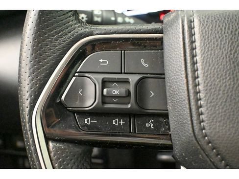 Used 2023 Toyota Tundra SR5 w/ SR5 Premium Package AWD/4WD image 36