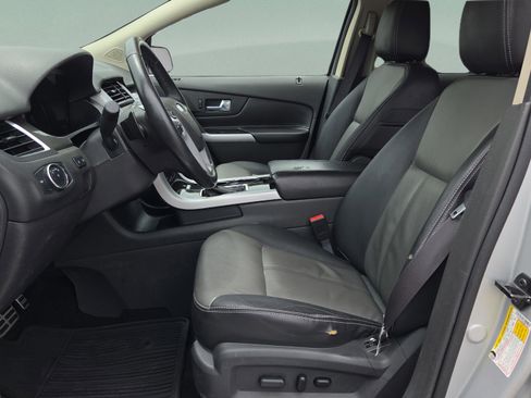 Used 2014 Ford Edge Sport w/ Driver Entry Package FWD image 11