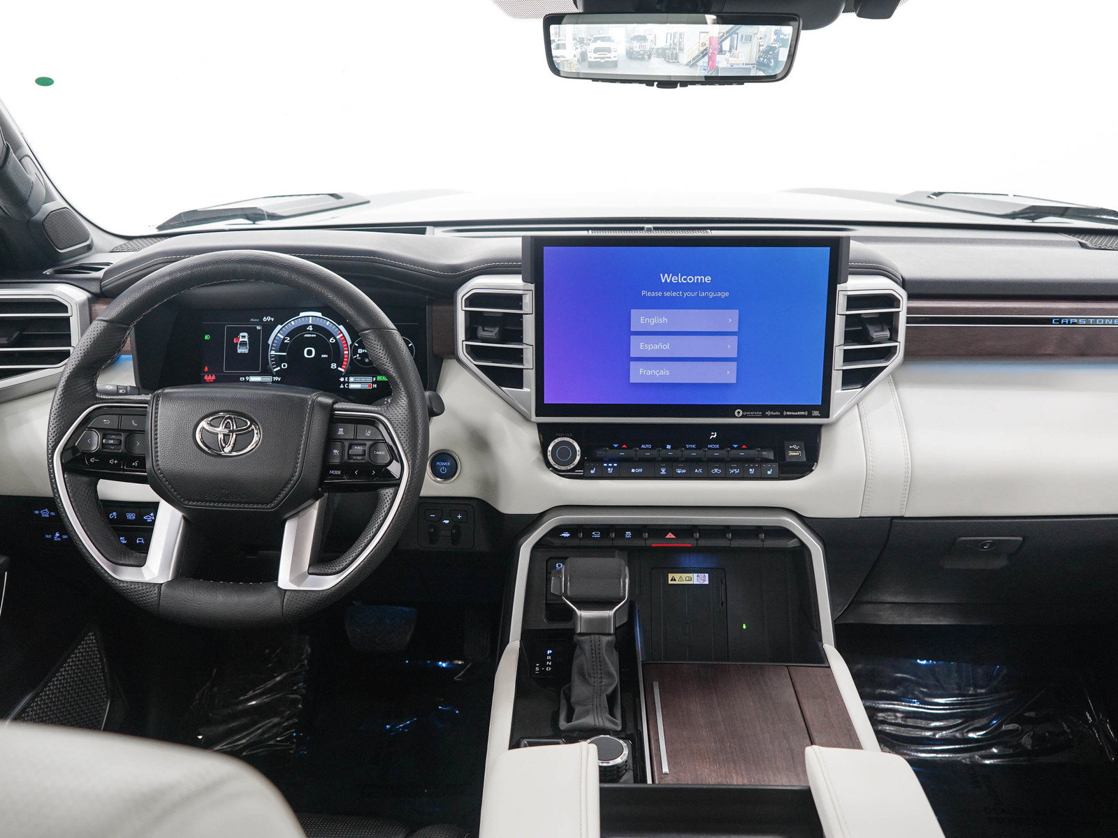 Used 2023 Toyota Tundra Capstone AWD/4WD image 17