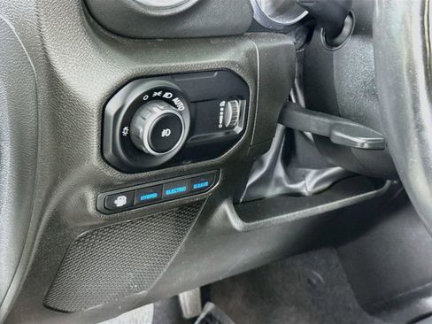 Used 2023 Jeep Wrangler Unlimited Sahara w/ Cold Weather Group AWD/4WD image 20