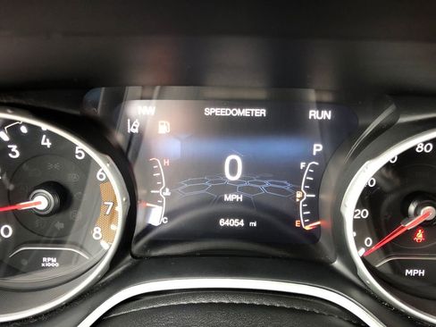 Certified 2021 Jeep Compass Limited w/ Sun and Sound Group image 33