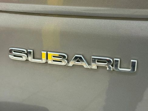 Used 2009 Subaru Outback 2.5i Special Edition image 12