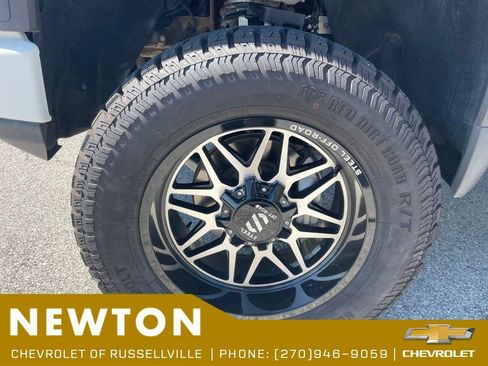 Used 2024 GMC Sierra 1500 AT4 w/ Technology Package AWD/4WD image 47