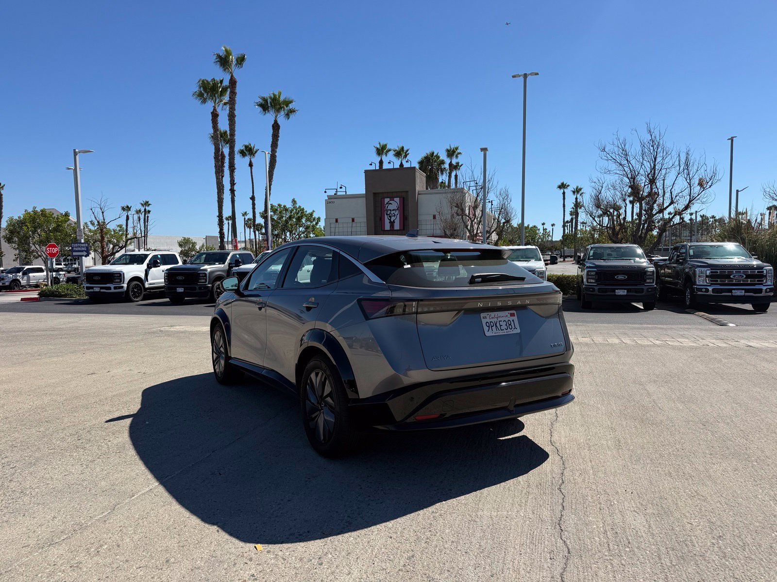 Used 2024 Nissan Ariya FWD image 2