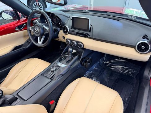 Used 2017 MAZDA MX-5 Miata Grand Touring RWD image 22