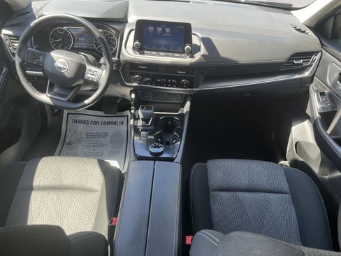 Certified 2025 Nissan Rogue SV AWD/4WD image 15