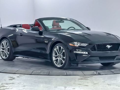 Used 2019 Ford Mustang GT Premium w/ Equipment Group 401A RWD image 9