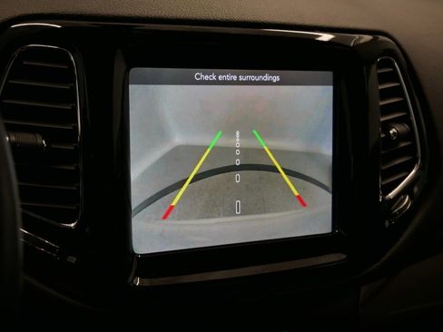 Used 2018 Jeep Compass Limited w/ Safe & Security Group image 30