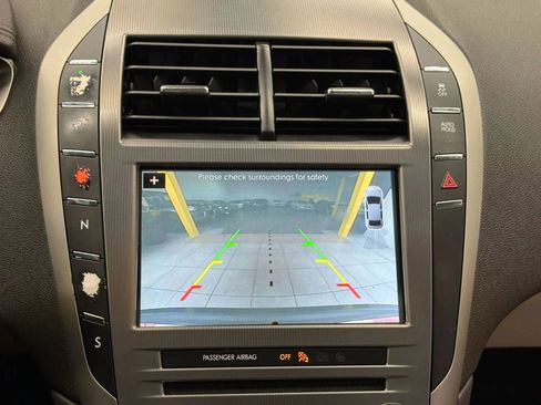 Used 2017 Lincoln MKZ Select w/ Select Plus Package FWD image 32