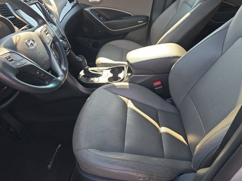 Used 2015 Hyundai Santa Fe Limited w/ Option Group 04 AWD/4WD image 11