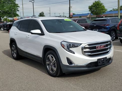 Used 2021 GMC Terrain SLT w/ LPO, Floor Liner Package FWD image 2