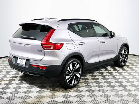 New 2026 Volvo XC40 B5 Ultra w/ Climate Package image 7