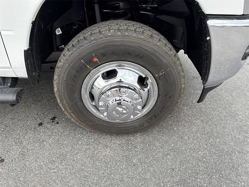 New 2026 RAM 3500 Tradesman image 6