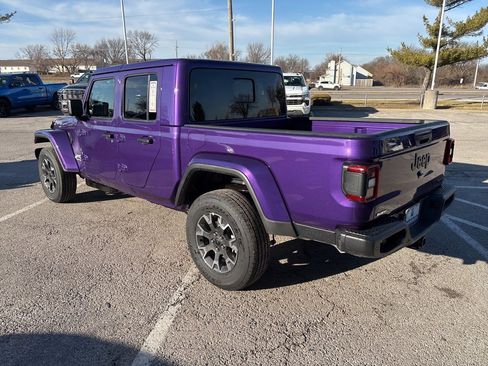 New 2026 Jeep Gladiator Sport image 22