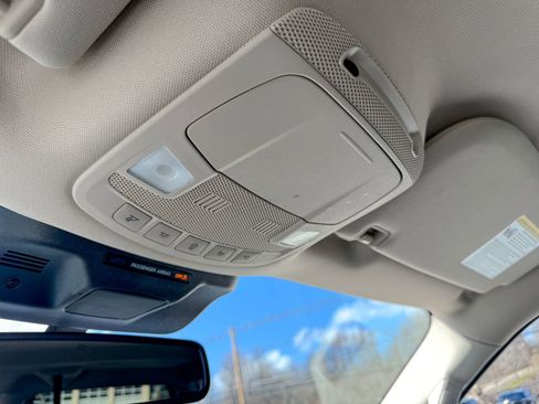 Used 2024 Ford Expedition Max XLT image 40