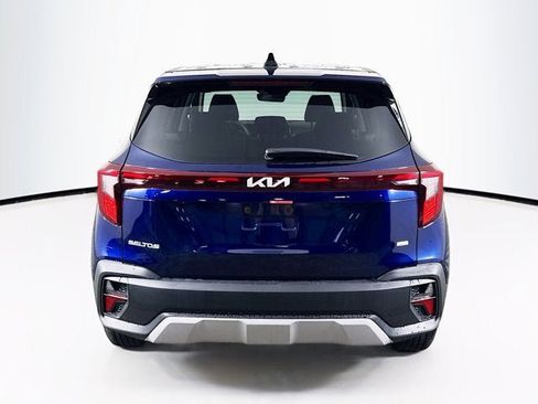 New 2026 Kia Seltos LX image 6