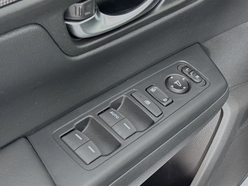 Certified 2023 Honda CR-V LX image 17
