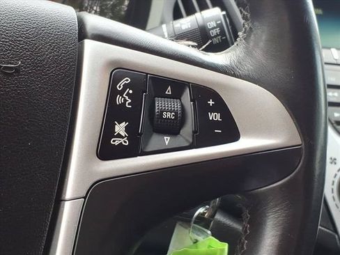 Used 2014 Chevrolet Equinox LT w/ Driver Convenience Package AWD/4WD image 18