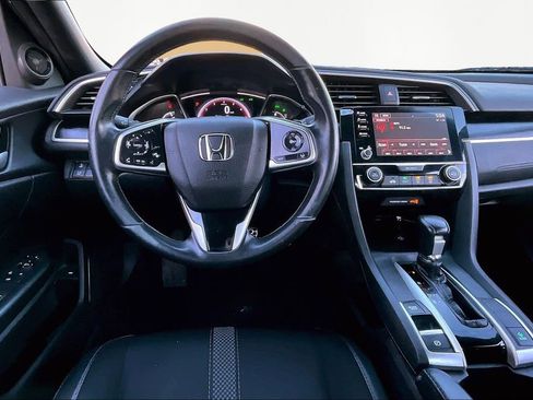 Used 2020 Honda Civic Sport image 9